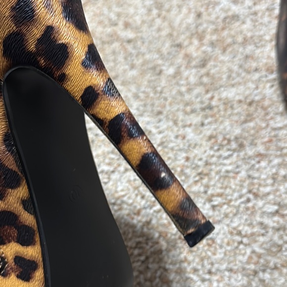 Leopard Print Ankle Boots - Picture 7 of 7